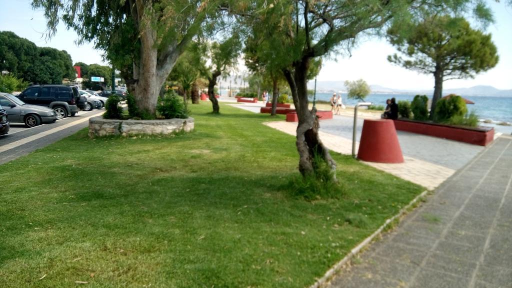 Villa George - Family Holidays Néa Mákri Exterior photo